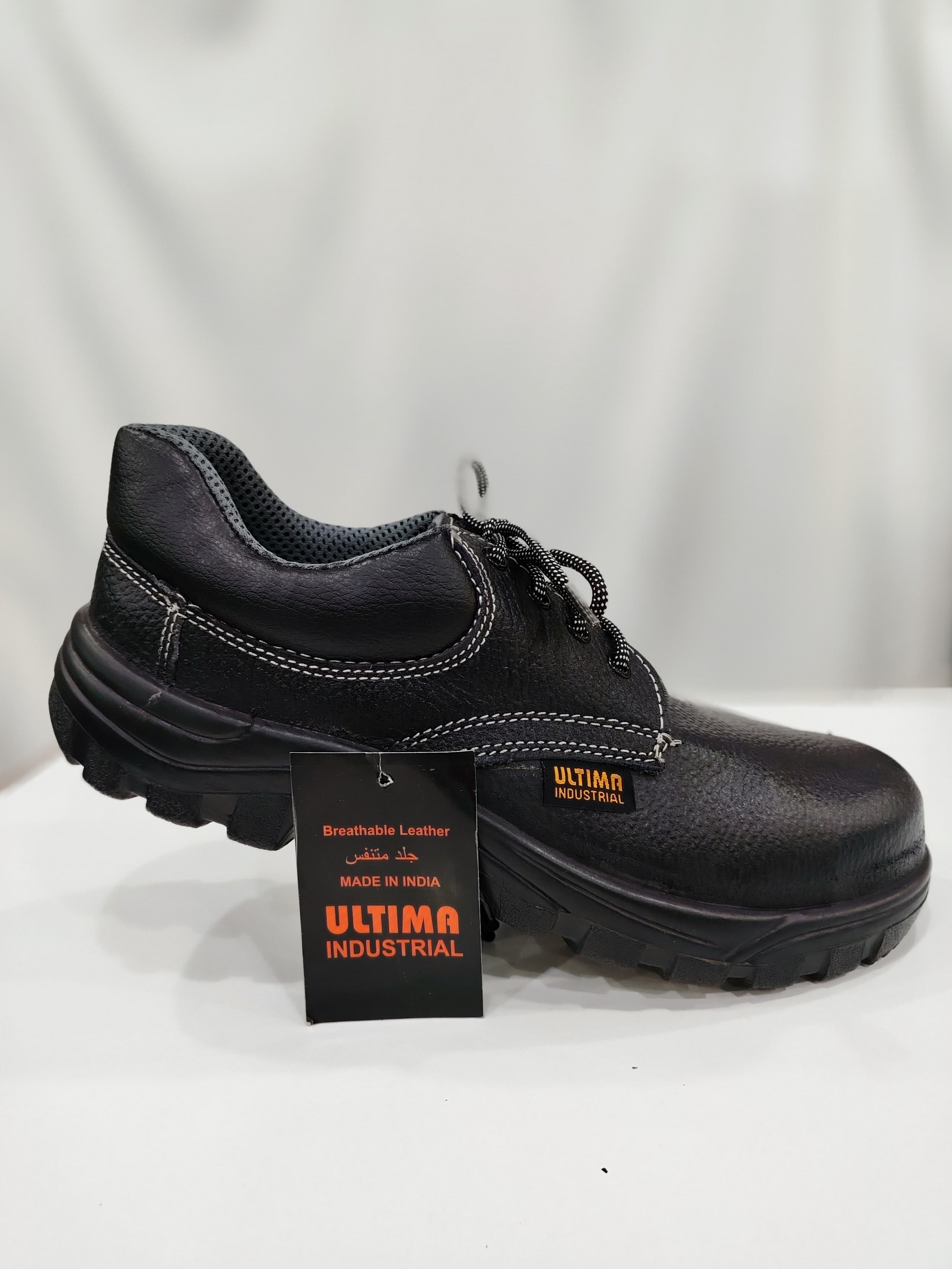 Safety boots for industrial and security personnel